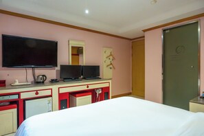 Quarto casal luxo | Wi-Fi de cortesia