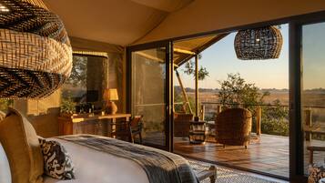 Luxury Tents | In-room safe, iron/ironing board, free WiFi