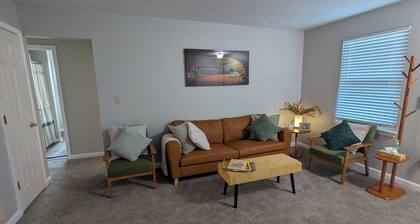 Family Friendly 2 bedroom Apartment in Troy