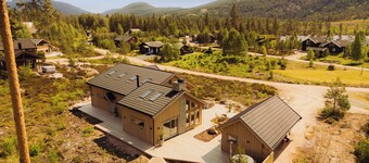 Villa Fell Fjord with sauna & jacuzzi