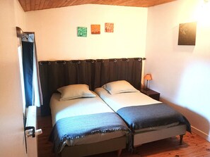 4 Schlafzimmer, Bügeleisen/Bügelbrett, kostenloses WLAN, Bettwäsche