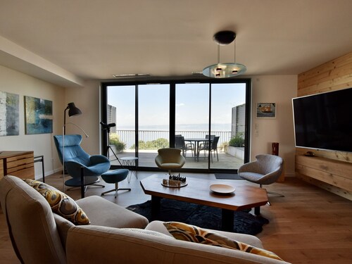 Modern duplex, panoramic view - 6 guests