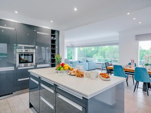 Dining - Dream Villa with Private Pool and Parking, Pedreguer (Pedreguer)