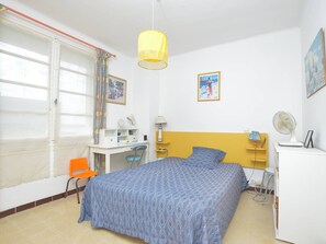 Room - Duplex apartment with sea view in the heart of Le Grau-du-Roi - 4 guests (Le Grau-du-Roi)