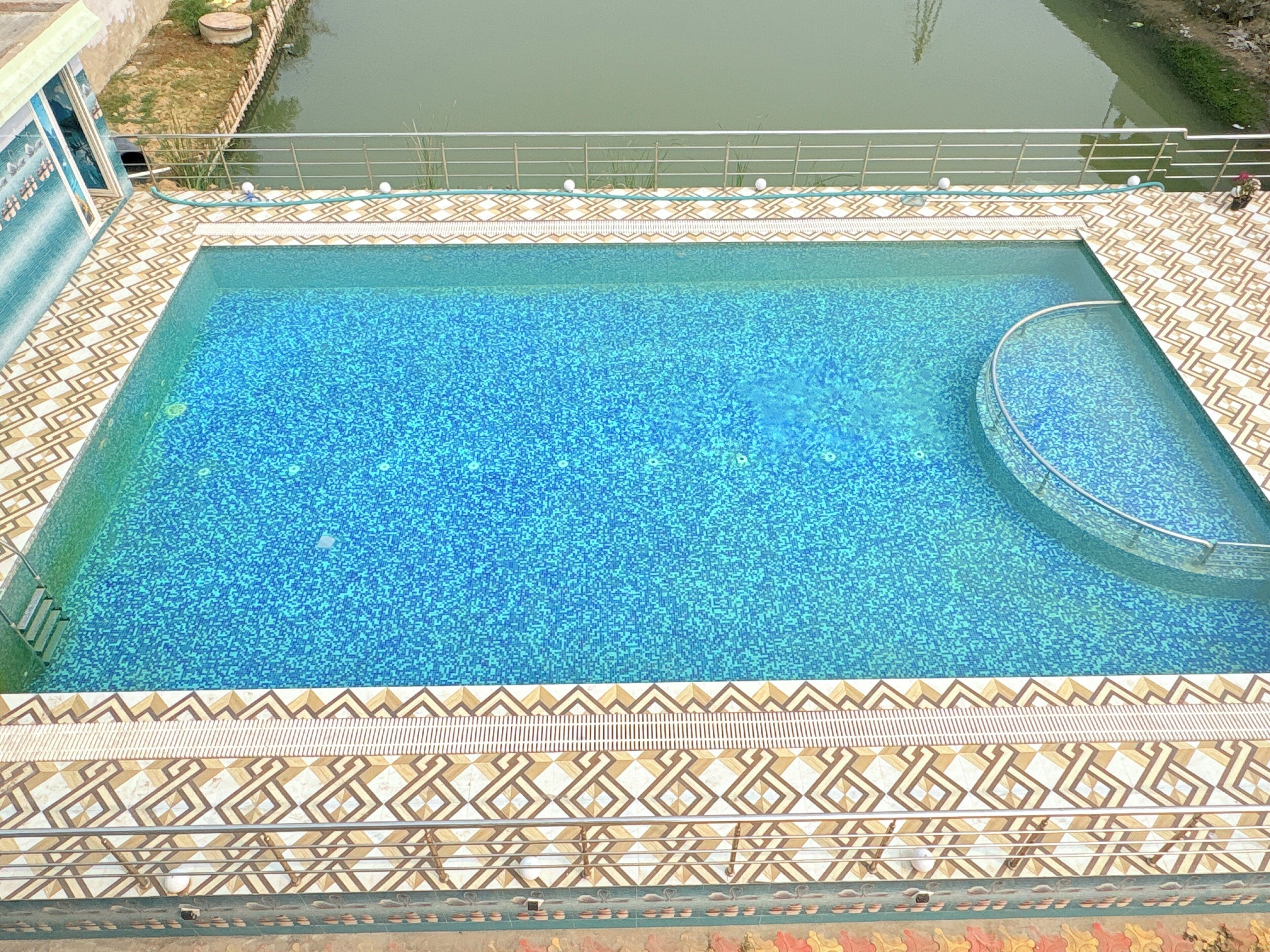 Piscina all'aperto