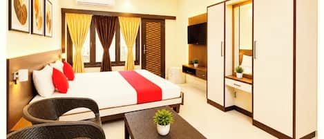 Deluxe Double Room, Air conditioning | Hypo-allergenic bedding available, desk, soundproofing, bed sheets