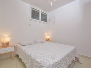 Room - Apartment sea view with garage (Le Grau-du-Roi)