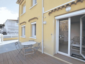 Ulkoruokailutilat