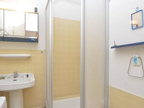 Bathroom - Apartment sea view - 4 guests (Le Grau-du-Roi)