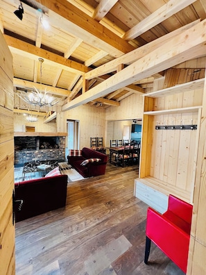Living area - THE LODGE - 180m2 Family-friendly apart + terrace & 360° Mountain views 8 pers. (Les Deux Alpes)