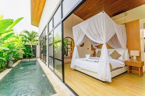 View from room - Mya Harmony Villas 3 Seminyak  (Badung)