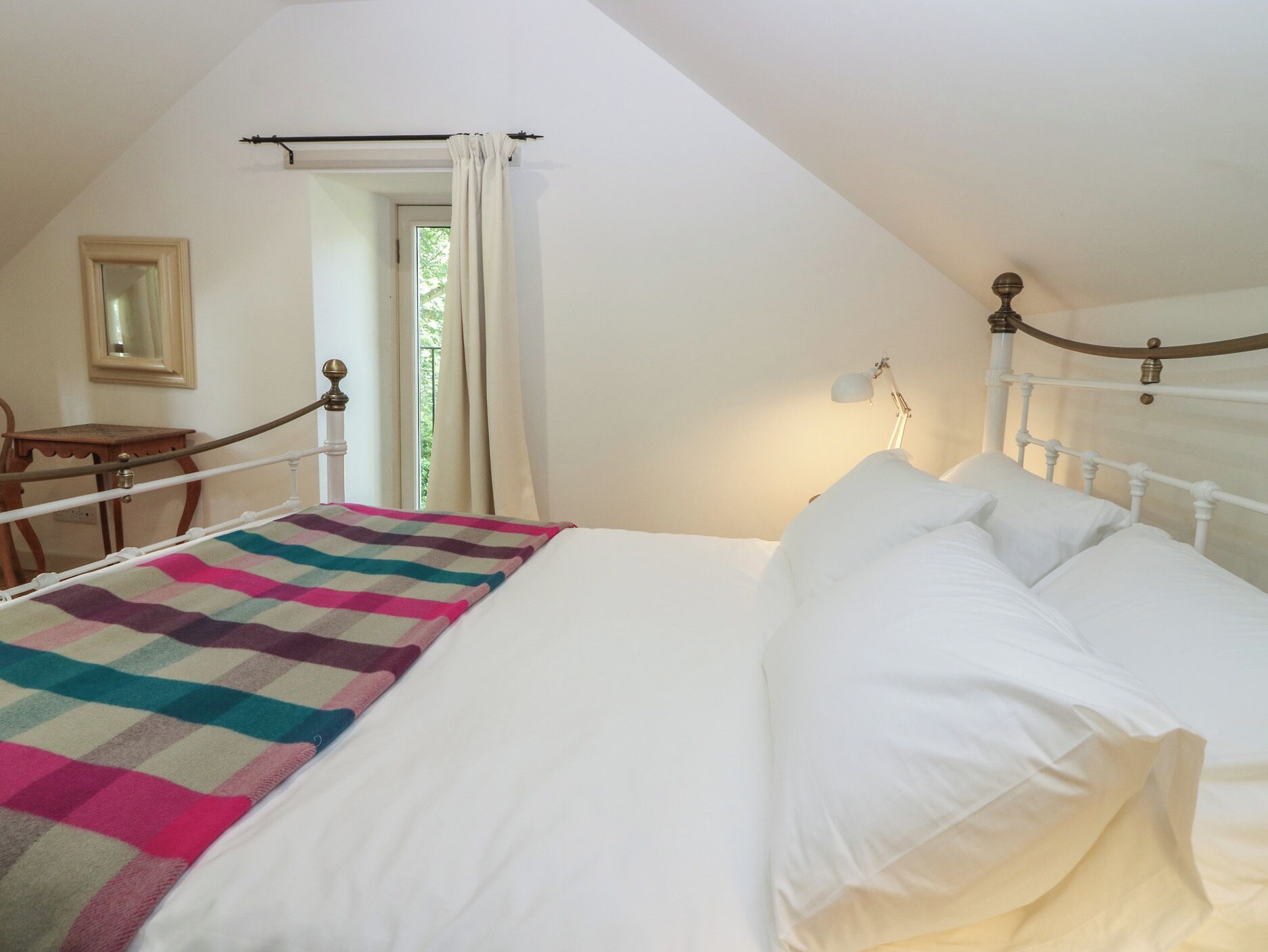 2 bedrooms, free WiFi, individually decorated, individually furnished
