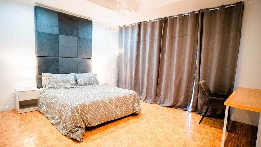 Penthouse 6500 Hotel