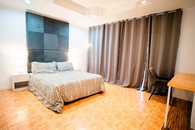 Penthouse 6500 Hotel