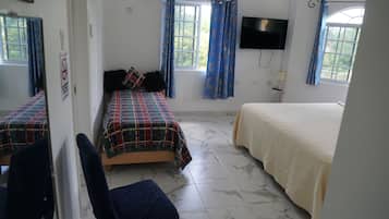 8 Schlafzimmer, Bügeleisen/Bügelbrett, WLAN, Bettwäsche