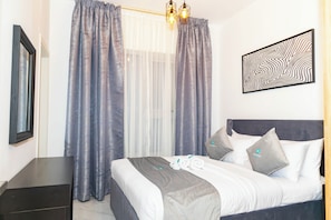 Apartment, Balcony - Bloomfields 1BR in Oasis Masdar  (Abu Dhabi)
