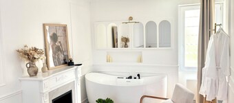La Folie Blanche - Entire house with garden, spa, parking, and barbecue