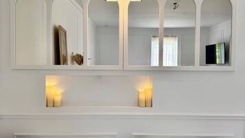 Jetted tub, hair dryer, towels, soap