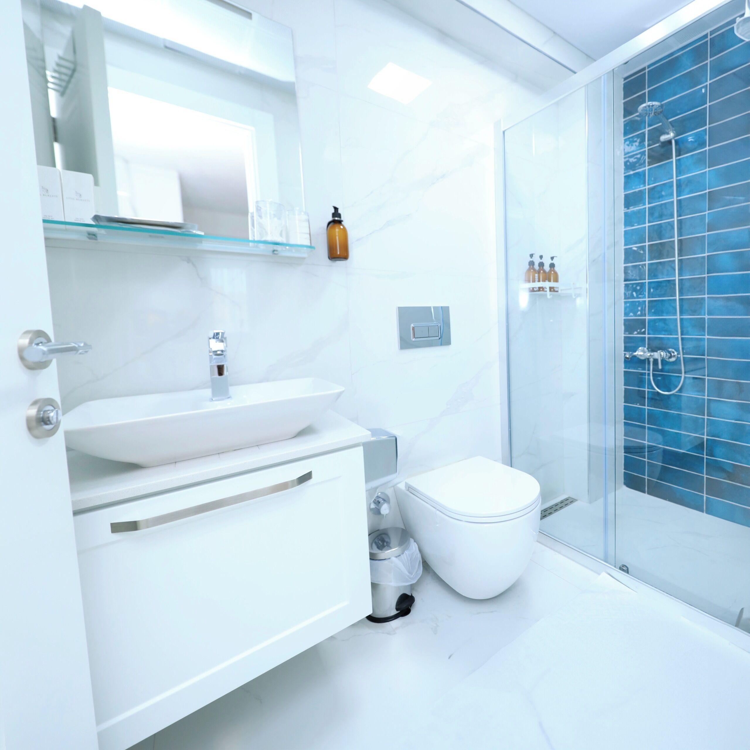 Standard Room | Bathroom