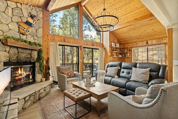 TV, fireplace - Champagne Wishes and Cabin Dreams | Hot Tub, Decks (Big Bear Lake)