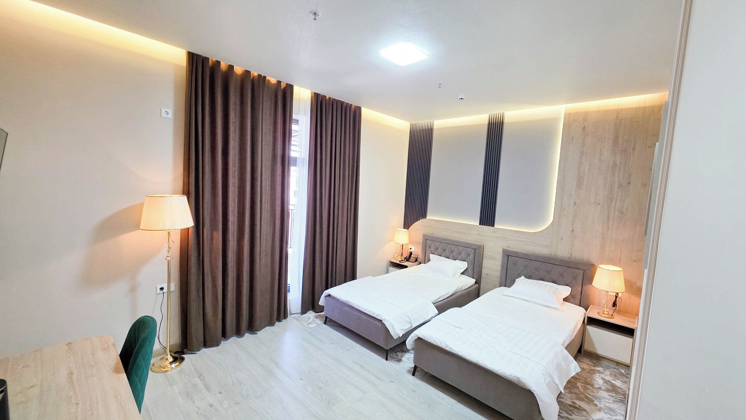 Suite, 2 Twin Beds | In-room safe, blackout drapes, iron/ironing board, free WiFi