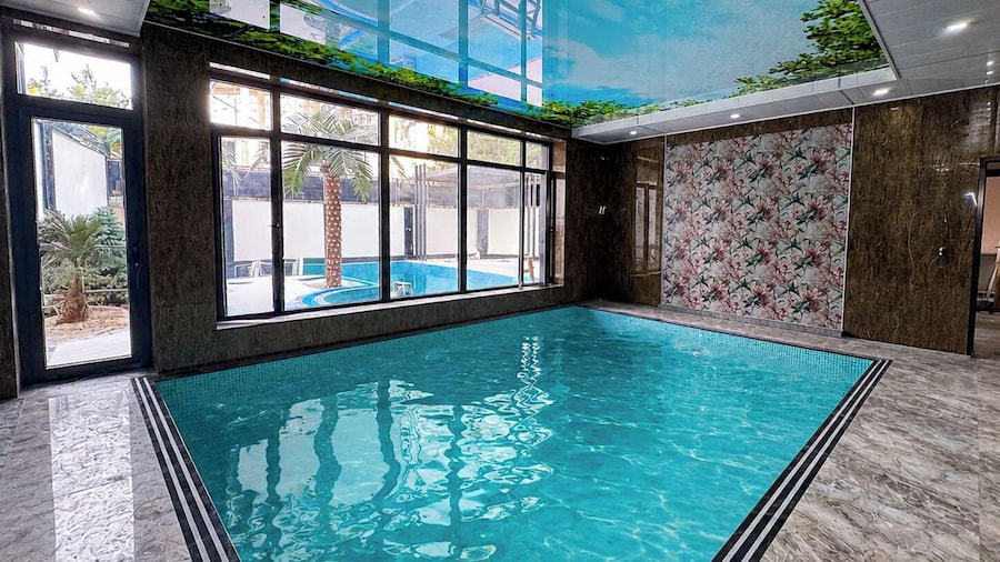 Leore Hotel