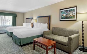 Room - 1 King +2 Queens Two-Floor Suite w/ Free Breakfast| Shuttle to/from Vail Airport (Eagle)