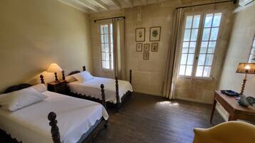 6 chambres, Wi-Fi, draps fournis