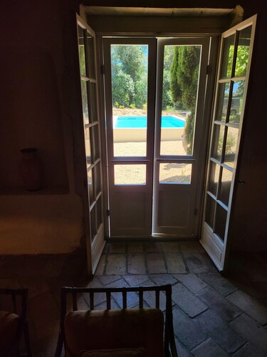 Mas à mi chemin entre les plage de Camargue et Arles