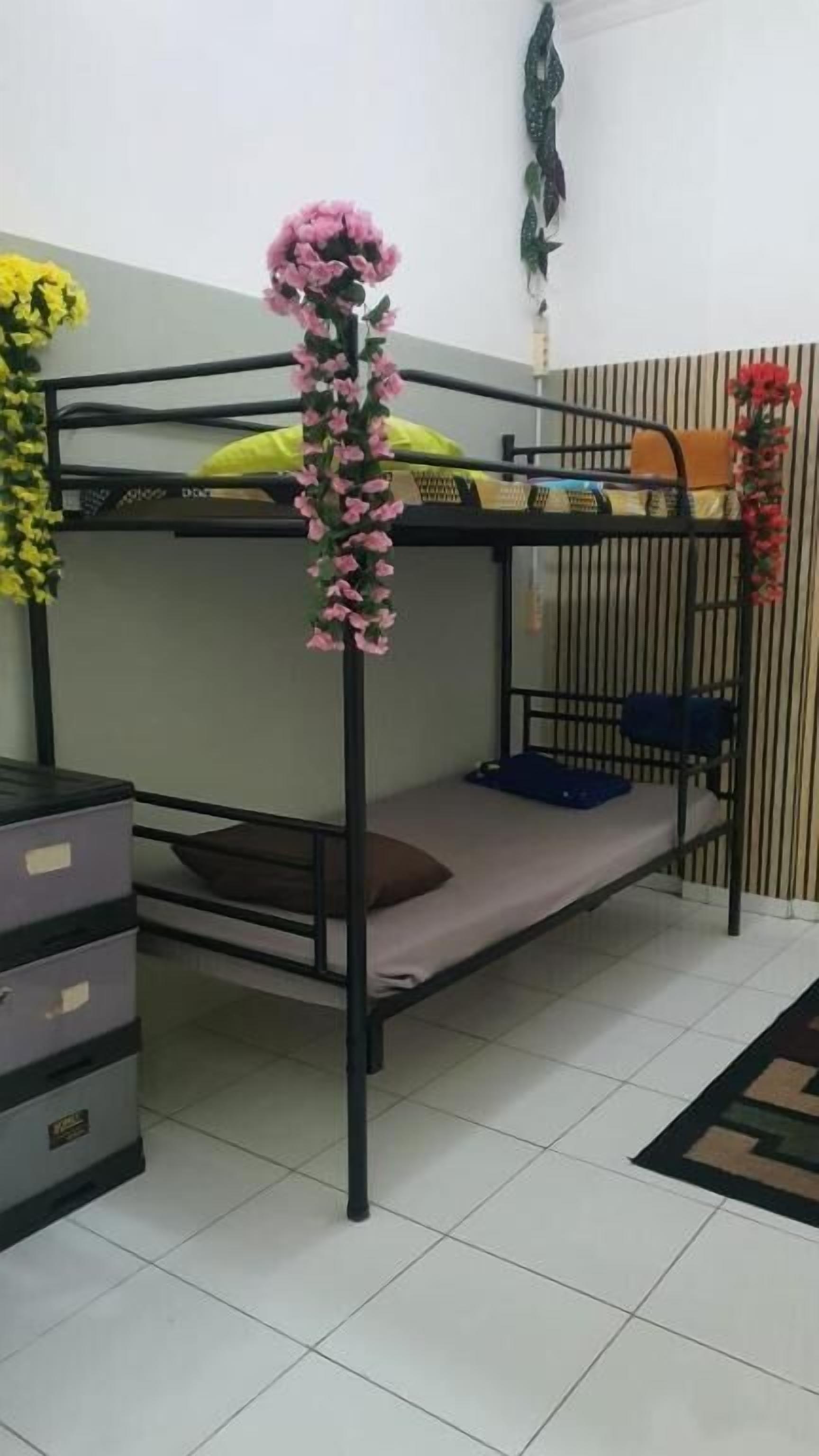 In-room safe, iron/ironing board, free WiFi, bed sheets