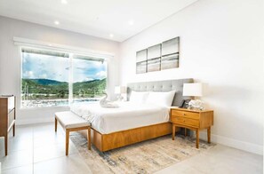 Desk, iron/ironing board, WiFi, bed sheets - Marina View Villa 2 BR 404 (Playa Flamingo)