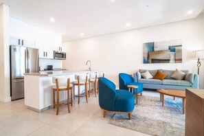 TV, fireplace, offices - Marina View 2 BR 402 (Playa Flamingo)
