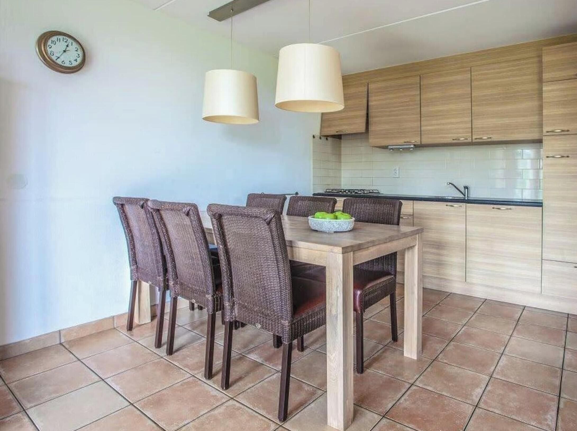 House | Outdoor dining