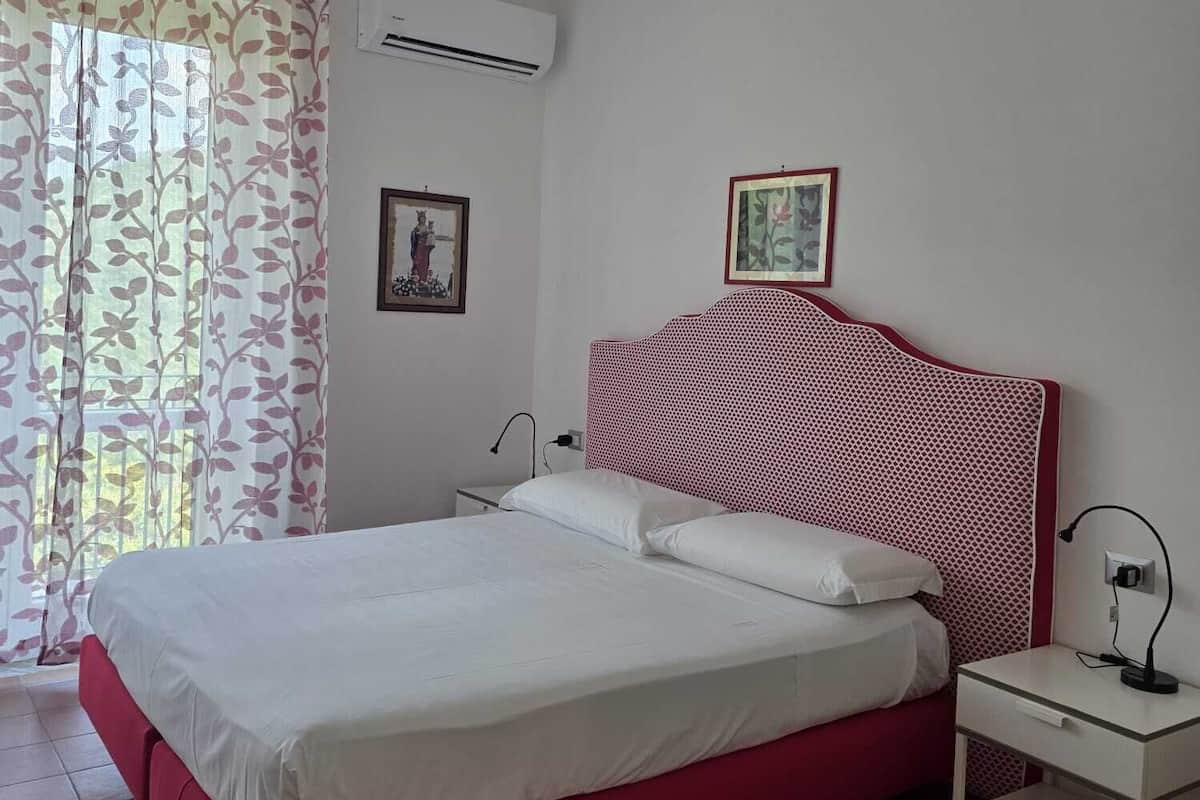 Standard Double or Twin Room | Free WiFi