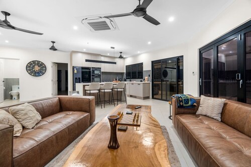 Zenlux Mermaid Sunsets Beachfront Fishing Retreat