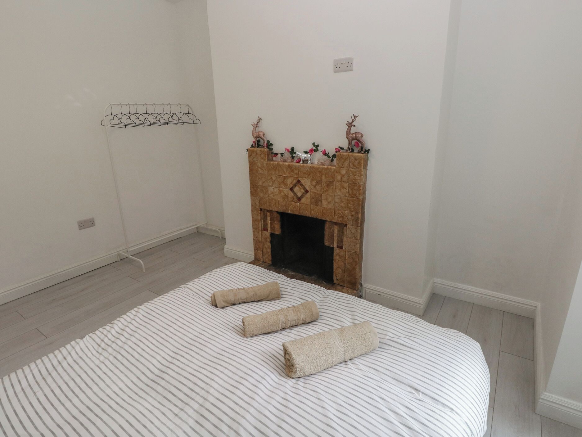 4 bedrooms, WiFi (free), individually decorated, individually furnished