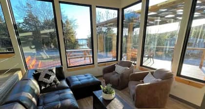 Secluded Lakefront Cabin on Tenkiller Lake!!!