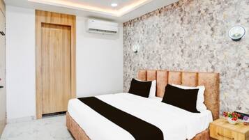 Deluxe Double Room | Free WiFi