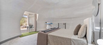 Dome Glamping Villena for Couples, with Breakfast