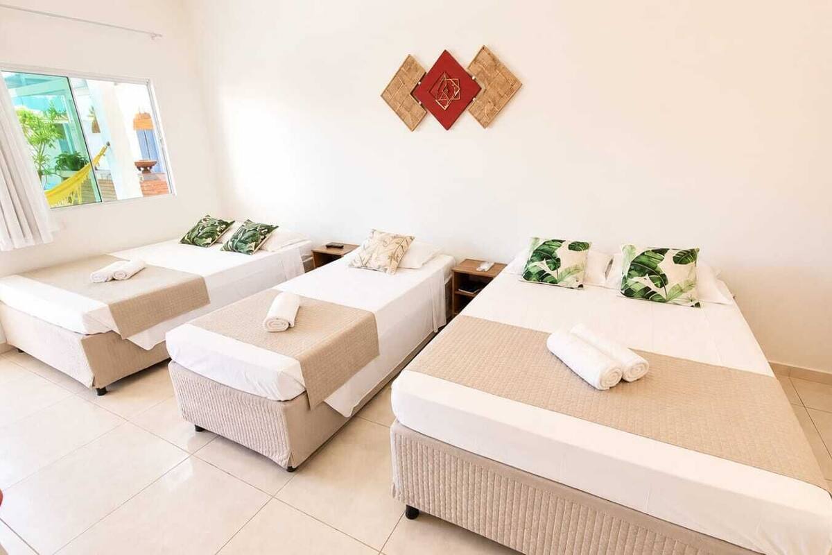 Estudio familiar, vistas al jardín | Camas supletorias, wifi gratis, ropa de cama