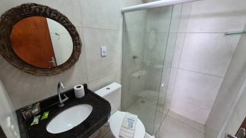 Classic Double Room, Garden View | Bathroom | Shower, towels, soap, shampoo