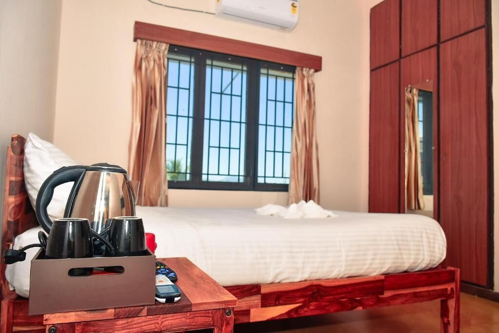 Deluxe Double Room, Balcony, City View | Desk, free WiFi, wheelchair access