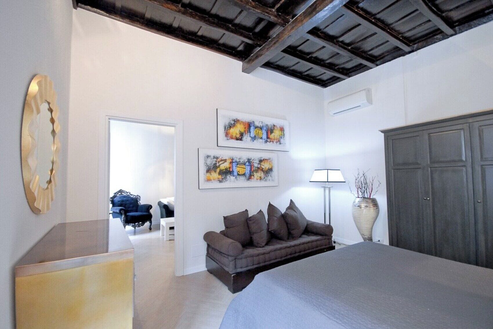Superior-Apartment
