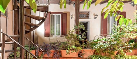 Premium Apartment | Terrace/patio