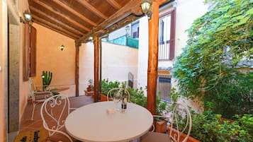Luxury-Apartment | Terrasse/Patio