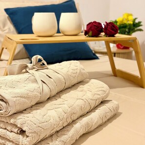 Iron/ironing board, WiFi, bed sheets - Vrbo Property (Torino)