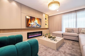 Fernseher, Kamin, Videospiele