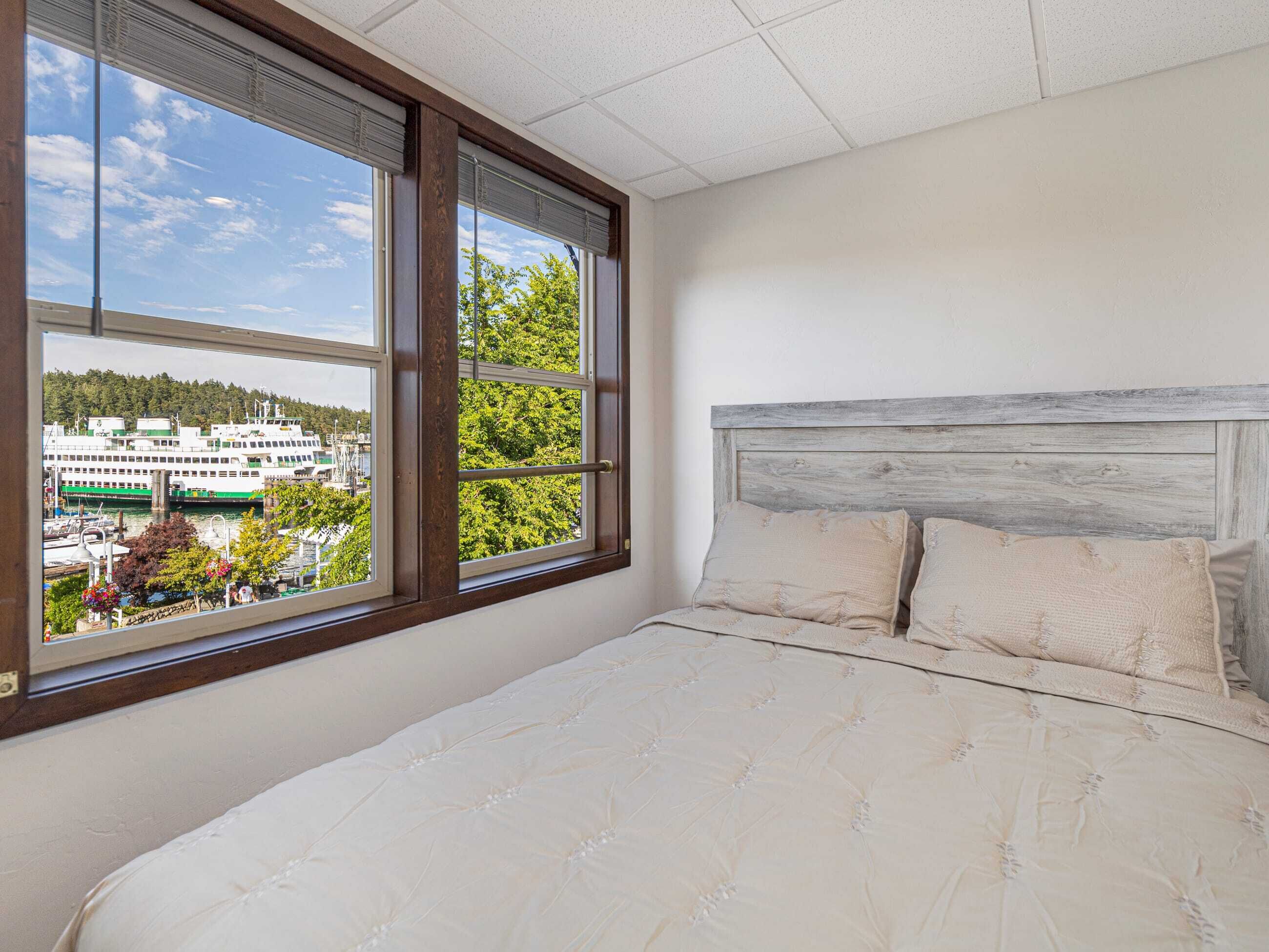 1 chambre, fer et planche à repasser, Wi-Fi gratuit, draps fournis
