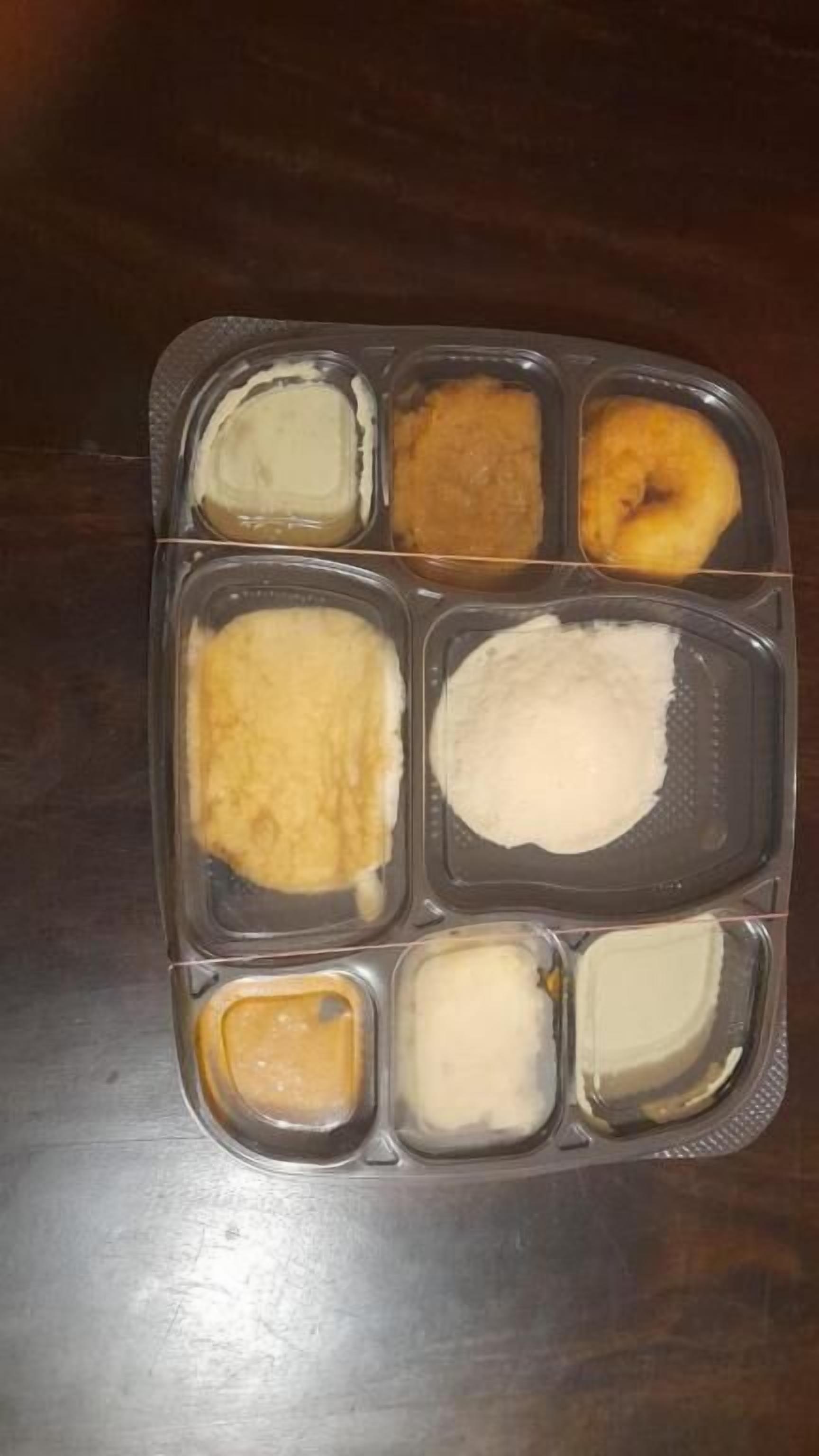 Comida y bebida