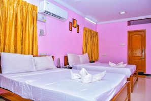 Free WiFi - Coral Shelters Pykara (Pykara)